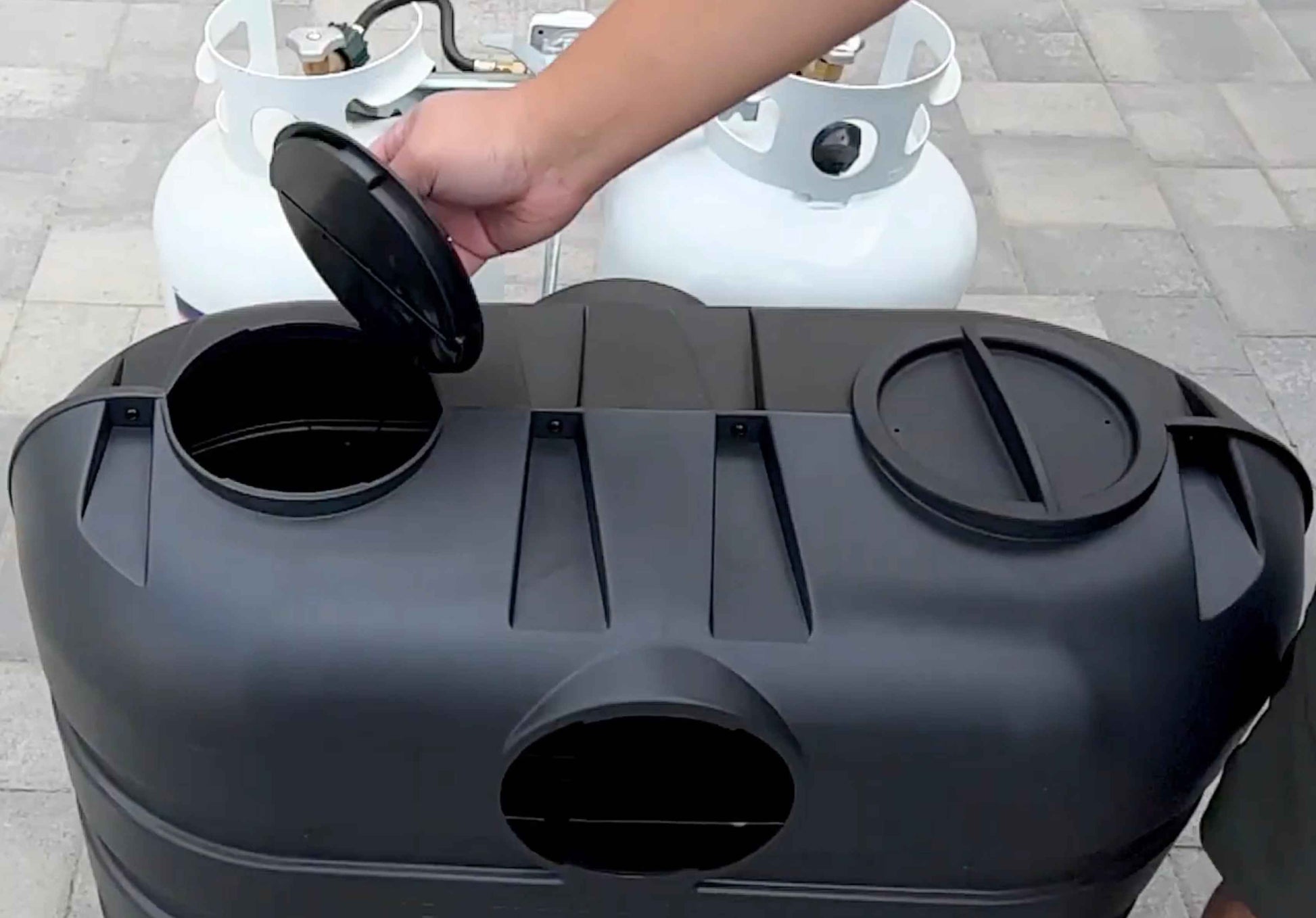 Flame King 2 pack Replacement Caps for Dual Propane Tank Cover