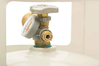 Flame King 20lb Single Spud LP Buffer Tank with Gauge